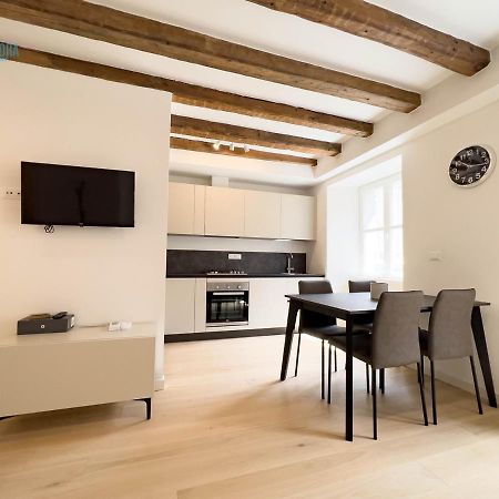Cavana 10 Tirabora Short Rent Триест Экстерьер фото